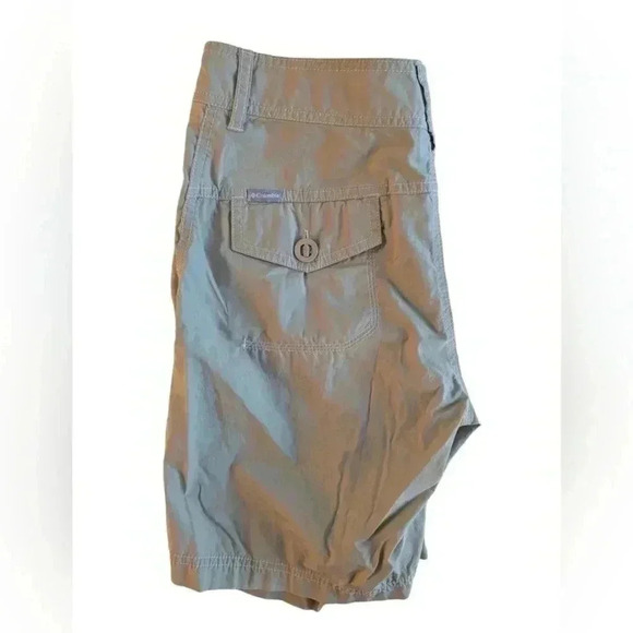 NWOT Columbia Women's Cargo Short Color Beige SZ 6 Casual Trendy Pants - Picture 3 of 5